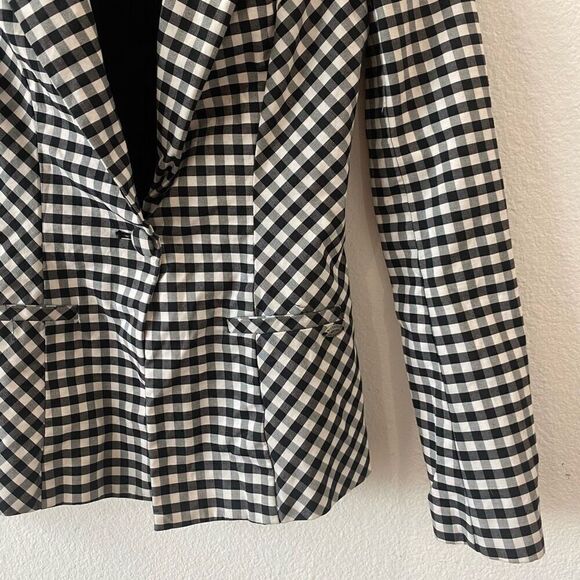 GUESS Black White Checkered Satin Collar Fitted Blazer Size 0 - Picture 4 of 9
